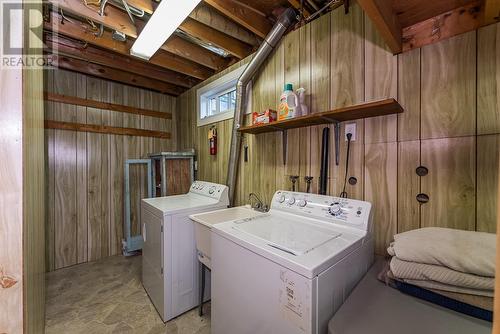 5298 Cambridge Road, Prince George, BC - Indoor Photo Showing Laundry Room