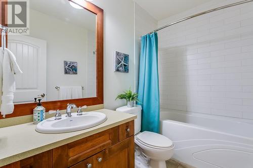 4026 Pritchard Drive N Unit# 6303, West Kelowna, BC - Indoor Photo Showing Bathroom