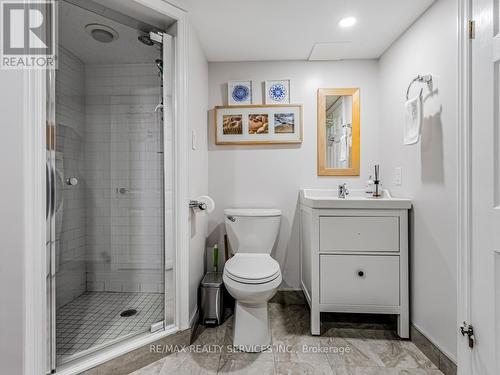 26 Harold Street, Brampton, ON - Indoor Photo Showing Bathroom