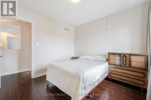 171 Winterberry Boulevard, Thorold, ON - Indoor Photo Showing Bedroom