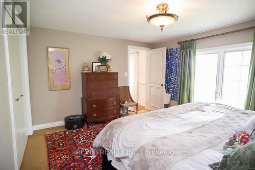 92 Highland Drive, Brantford, ON - Indoor Photo Showing Bedroom
