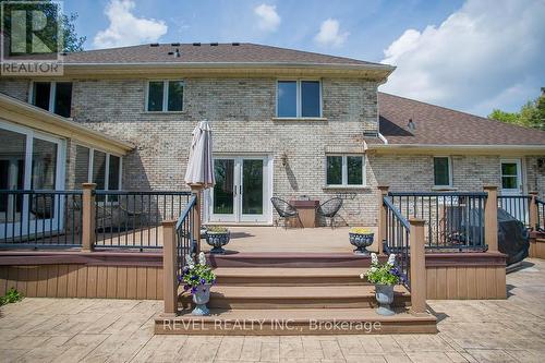 92 Highland Drive, Brantford, ON - Outdoor With Deck Patio Veranda With Exterior
