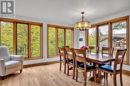 228 Bass Lake Road, Galway-Cavendish And Harvey, ON - Indoor Photo Showing Dining Room