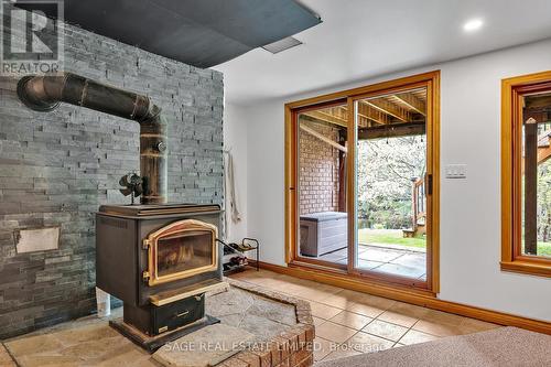 228 Bass Lake Road, Galway-Cavendish And Harvey, ON - Indoor With Fireplace