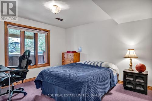 228 Bass Lake Road, Galway-Cavendish And Harvey, ON - Indoor Photo Showing Bedroom
