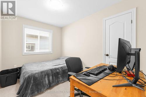 8369 Jeffrey Court E, Niagara Falls, ON - Indoor Photo Showing Other Room
