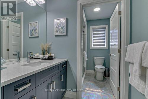 255 Crestview Drive, Middlesex Centre, ON - Indoor Photo Showing Bathroom