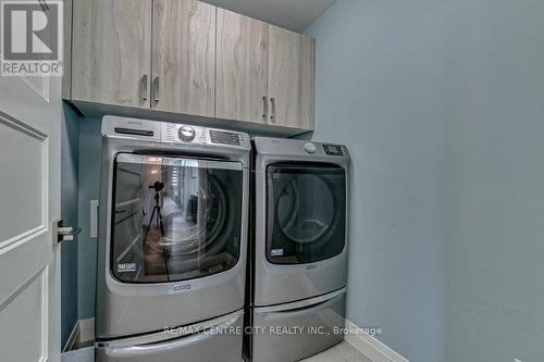 255 Crestview Drive, Middlesex Centre, ON - Indoor Photo Showing Laundry Room