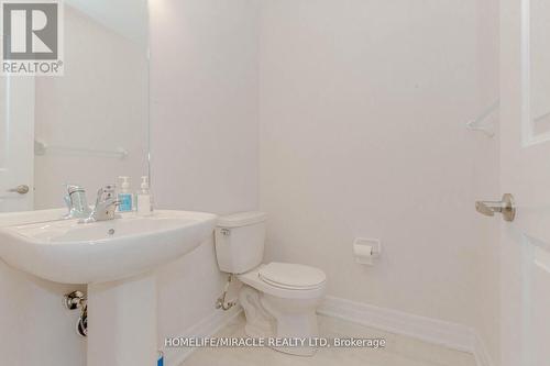 9271 White Oak Avenue, Niagara Falls, ON - Indoor Photo Showing Bathroom