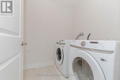 9271 White Oak Avenue, Niagara Falls, ON - Indoor Photo Showing Laundry Room