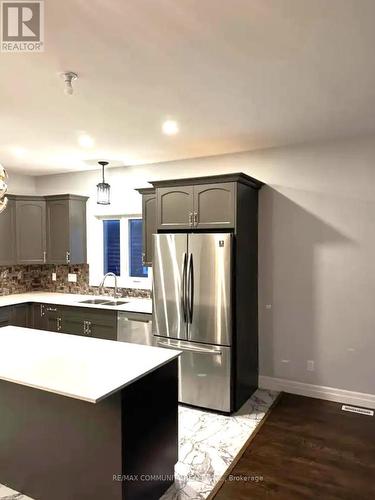 91 Northumberland Boulevard, Quinte West, ON - Indoor Photo Showing Kitchen With Upgraded Kitchen