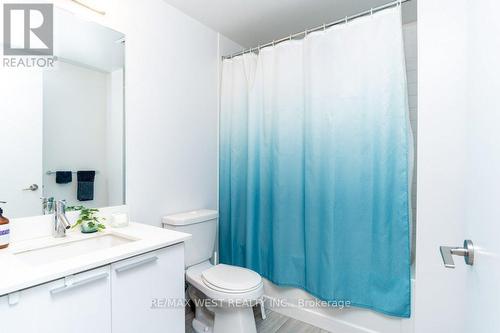 2508 - 10 Park Lawn Road, Toronto, ON - Indoor Photo Showing Bathroom