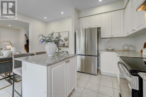 18 Fred Jackman Avenue, Clarington, ON - Indoor Photo Showing Kitchen With Stainless Steel Kitchen With Upgraded Kitchen