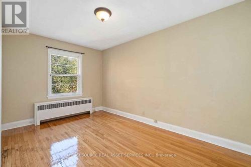 3 - 114 Eastwood Road, Toronto, ON - Indoor Photo Showing Other Room
