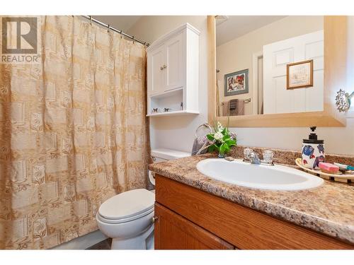 2793 Old Hedley Road, Princeton, BC - Indoor Photo Showing Bathroom