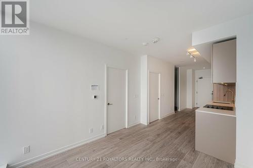 55 Mercer Street, Toronto, ON - Indoor Photo Showing Other Room