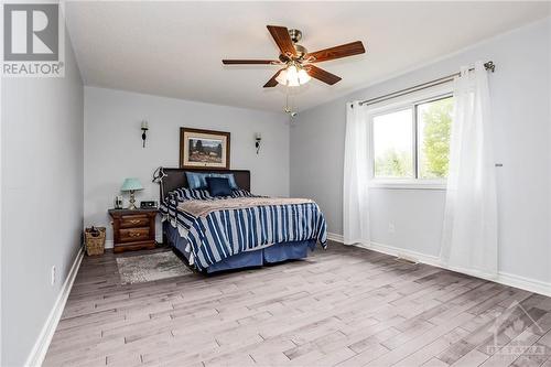 400 Van Dusen Street, Almonte, ON - Indoor Photo Showing Bedroom