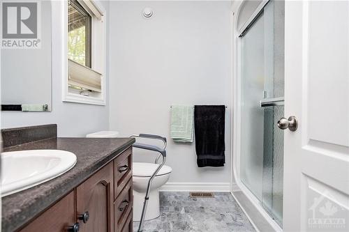 400 Van Dusen Street, Almonte, ON - Indoor Photo Showing Bathroom