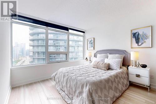 2712 - 17 Bathurst Street, Toronto, ON - Indoor Photo Showing Bedroom
