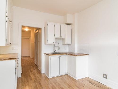 Kitchen - 5400  - 5410 Rue Bannantyne, Montréal (Verdun/Île-Des-Soeurs), QC - Indoor Photo Showing Kitchen