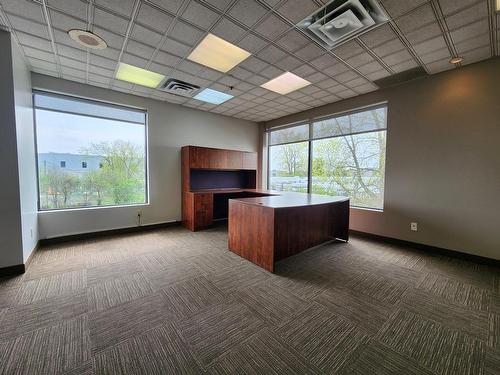 Office - 2300 Ch. St-François, Dorval, QC 