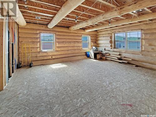 Scenic Martins Lake Waterfront Log Home, Leask Rm No. 464, SK - Indoor Photo Showing Other Room