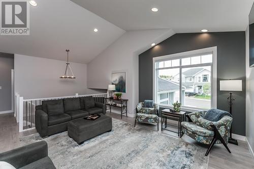 2858 Vista Ridge Drive, Prince George, BC - Indoor Photo Showing Living Room