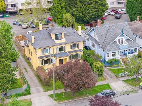 1012 Oliphant Ave, Victoria, BC - Outdoor With Facade