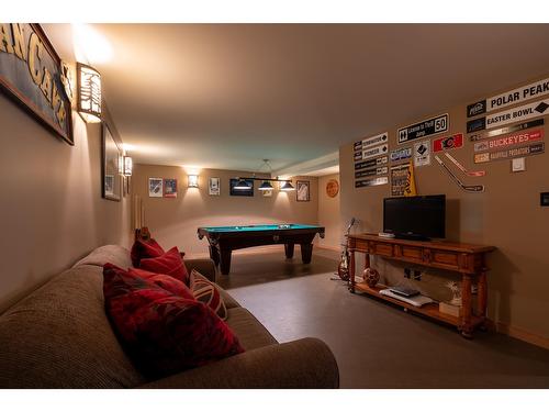 400 Canyon Trail, Fernie, BC - Indoor Photo Showing Other Room