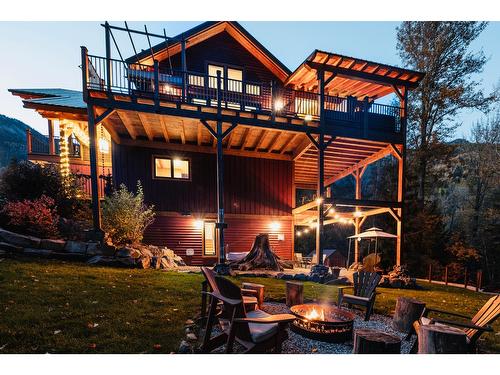 400 Canyon Trail, Fernie, BC - Outdoor With Deck Patio Veranda
