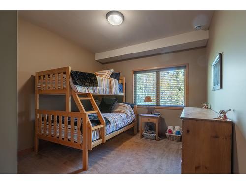 400 Canyon Trail, Fernie, BC - Indoor Photo Showing Bedroom