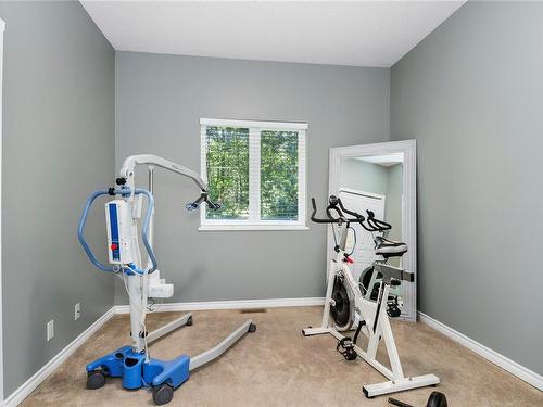 2996 Thurston Pl, Campbell River, BC - Indoor Photo Showing Gym Room
