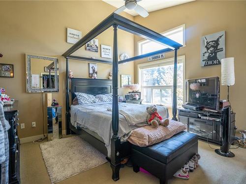 872 Brock Ave, Langford, BC - Indoor Photo Showing Bedroom