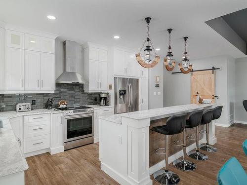 10404 Marina Vista Dr, Port Alberni, BC - Indoor Photo Showing Kitchen With Upgraded Kitchen