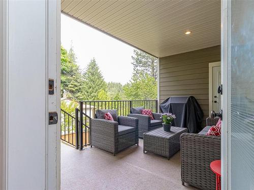 620 Giovando Way, Ladysmith, BC - Outdoor With Deck Patio Veranda With Exterior