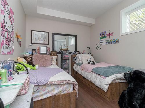 620 Giovando Way, Ladysmith, BC - Indoor Photo Showing Bedroom