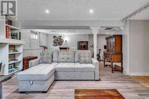 366 Marf Avenue, Mississauga, ON - Indoor Photo Showing Living Room