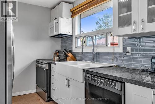 366 Marf Avenue, Mississauga, ON - Indoor Photo Showing Kitchen With Double Sink