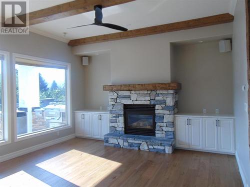 2892 Juniper Crescent, Blind Bay, BC - Indoor Photo Showing Living Room With Fireplace