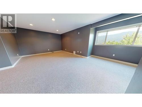 2892 Juniper Crescent, Blind Bay, BC - Indoor Photo Showing Other Room