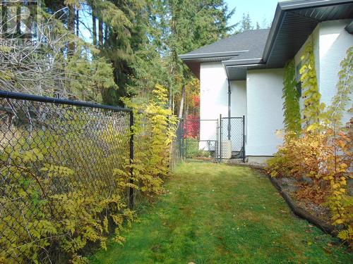 2892 Juniper Crescent, Blind Bay, BC - Outdoor