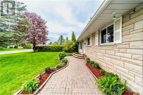 29 Longwood Avenue, Nepean, ON - Outdoor