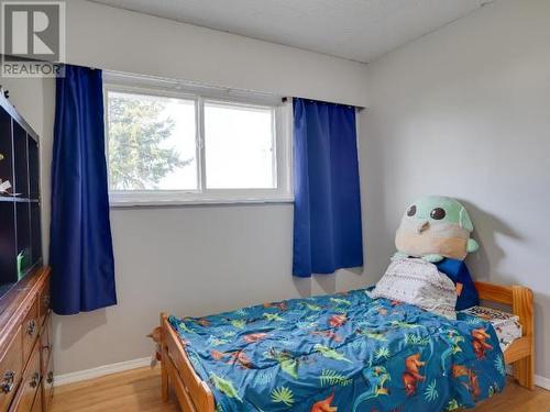 4229 Manson Ave, Powell River, BC - Indoor Photo Showing Bedroom