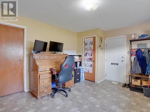 4229 Manson Ave, Powell River, BC - Indoor Photo Showing Other Room