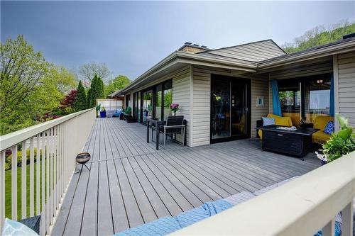 33 Leslie Drive, Stoney Creek, ON - Outdoor With Deck Patio Veranda With Exterior