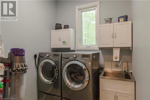19 Dorena Crescent, South Bruce Peninsula, ON - Indoor Photo Showing Laundry Room