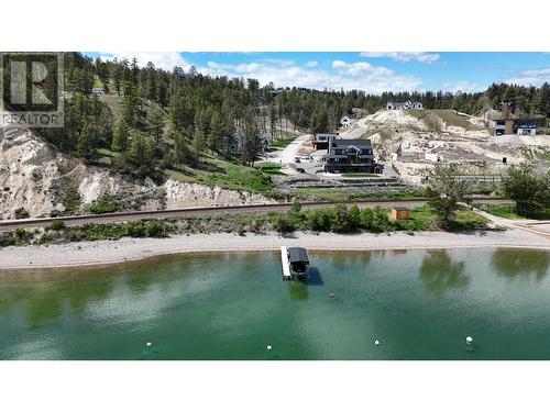 636 Taynton  Drive, Invermere, BC 