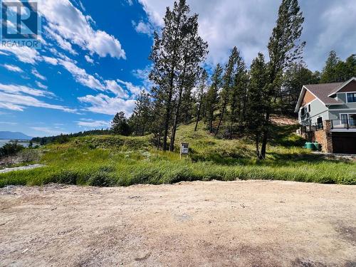 636 Taynton  Drive, Invermere, BC 