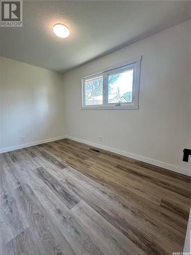 950 Gladstone Street W, Swift Current, SK - Indoor Photo Showing Other Room