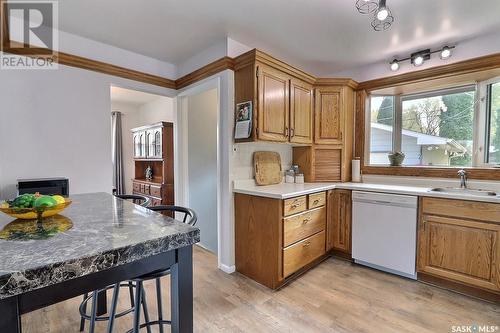 2532 6Th Avenue E, Prince Albert, SK - Indoor Photo Showing Kitchen